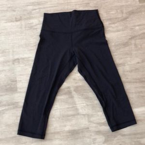 Lululemon Navy High Rise Align Crop, Size 6